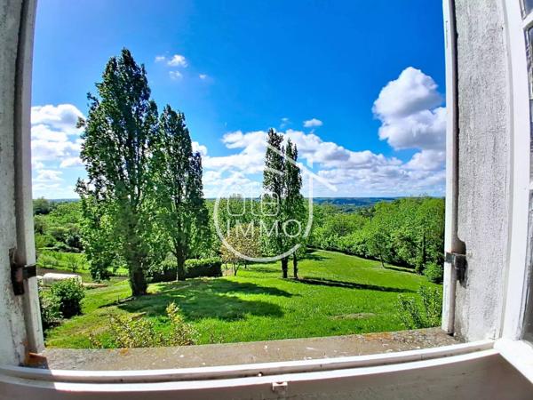 Saint Antoine de Breuilh : Maison de campagne avec vue panoramique, 4 chambres, Jardin de 800 m²
