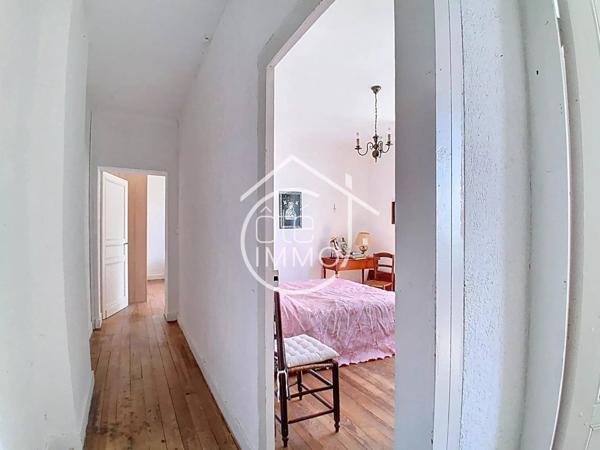 Saint Antoine de Breuilh : Maison de campagne avec vue panoramique, 4 chambres, Jardin de 800 m²