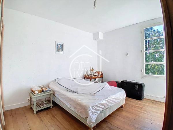 Saint Antoine de Breuilh : Maison de campagne avec vue panoramique, 4 chambres, Jardin de 800 m²