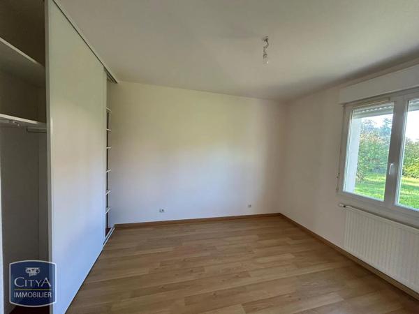 Maison à louer 4 pièces 88m² Vineuil (41350)