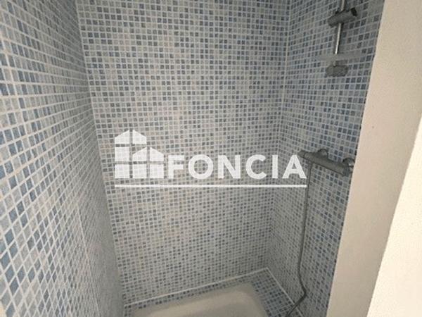 Location Appartement 3 pièces 48.29 m² - 1 RUE CREVOULIN Melun 77000