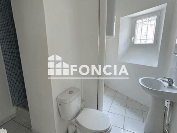 Location Appartement 3 pièces 48.29 m² - 1 RUE CREVOULIN Melun 77000