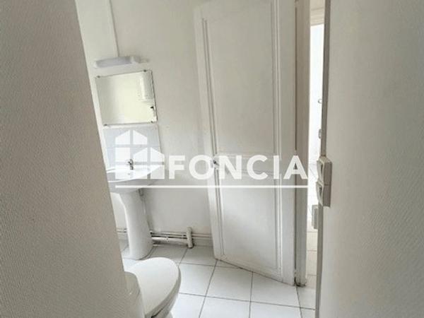 Location Appartement 3 pièces 48.29 m² - 1 RUE CREVOULIN Melun 77000