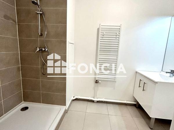 Location Appartement 2 pièces 44 m² - 2 RUE DU PORT ET RUE CHARLES COUSIN Auberviliers 93300