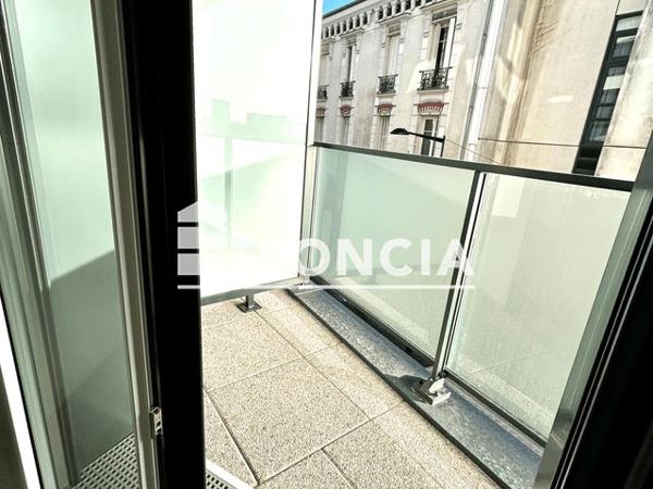 Location Appartement 2 pièces 44 m² - 2 RUE DU PORT ET RUE CHARLES COUSIN Auberviliers 93300