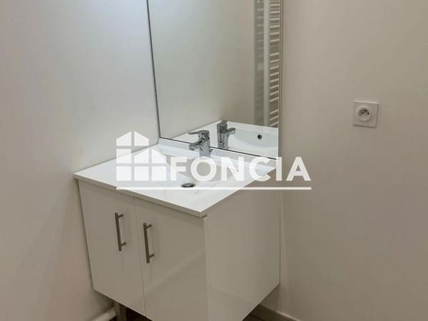 Location Appartement 2 pièces 44 m² - 2 RUE DU PORT ET RUE CHARLES COUSIN Auberviliers 93300