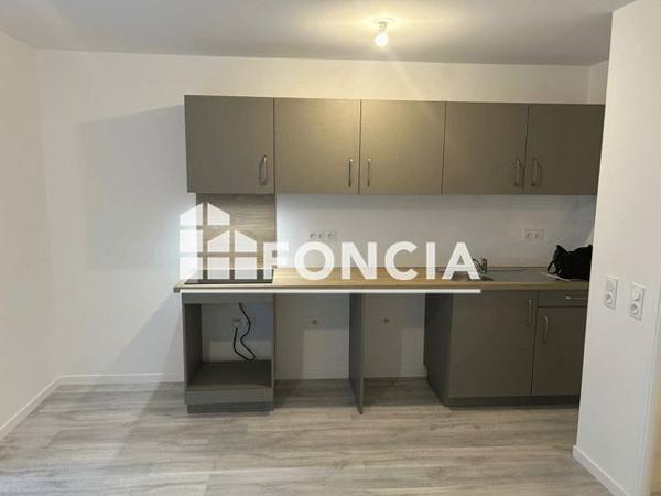 Location Appartement 2 pièces 44 m² - 2 RUE DU PORT ET RUE CHARLES COUSIN Auberviliers 93300