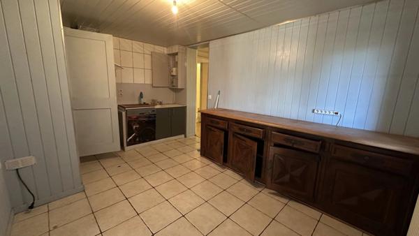 Vente                                                      Maison
                        
                     8 pièces                      160 m2                     à Pont-Audemer