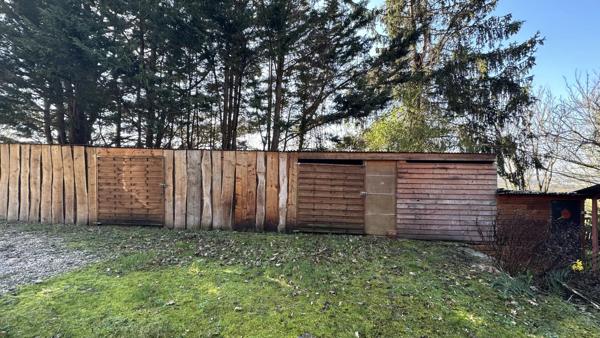 Vente                                                      Maison
                        
                     8 pièces                      160 m2                     à Pont-Audemer