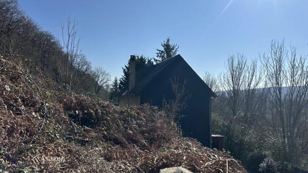 Vente                                                      Maison
                        
                     8 pièces                      160 m2                     à Pont-Audemer