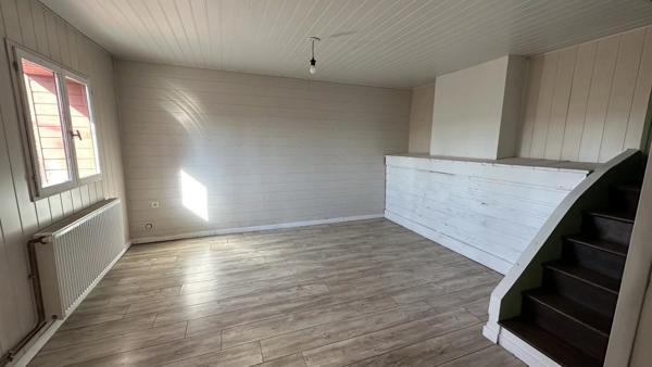 Vente                                                      Maison
                        
                     8 pièces                      160 m2                     à Pont-Audemer