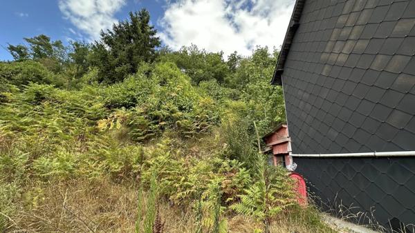 Vente                                                      Maison
                        
                     8 pièces                      160 m2                     à Pont-Audemer