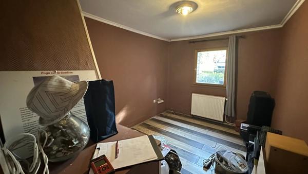 Vente                                                      Maison
                        
                     8 pièces                      160 m2                     à Pont-Audemer