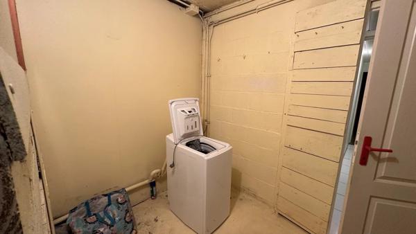 Vente                                                      Maison
                        
                     8 pièces                      160 m2                     à Pont-Audemer