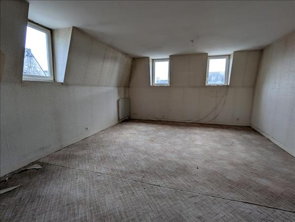 Maison à vendre |  Cinq-Mars-la-Pile |  7 pièces | 183 m²