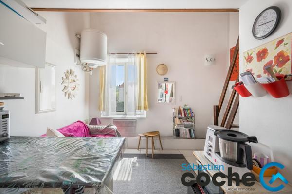 Saint-Priest (69800) Maison de rapport - 6 logements loués - Sant Priest Manissieux