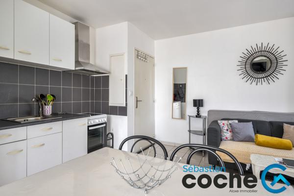 Saint-Priest (69800) Maison de rapport - 6 logements loués - Sant Priest Manissieux