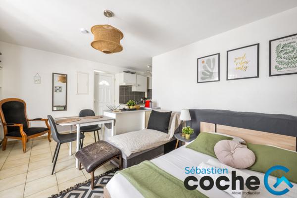 Saint-Priest (69800) Maison de rapport - 6 logements loués - Sant Priest Manissieux