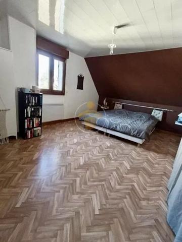 Vente                                                      Maison
                        
                     5 pièces                      105 m2                     à Tergnier