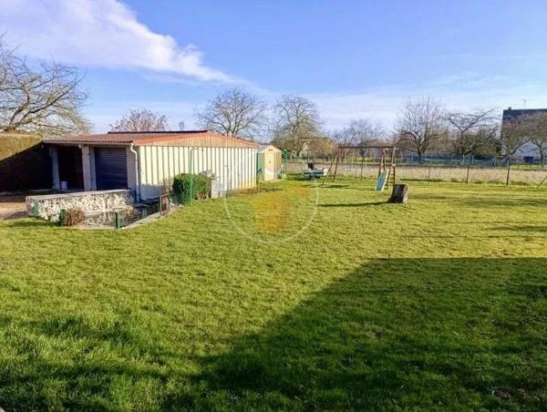 Vente                                                      Maison
                        
                     5 pièces                      105 m2                     à Tergnier