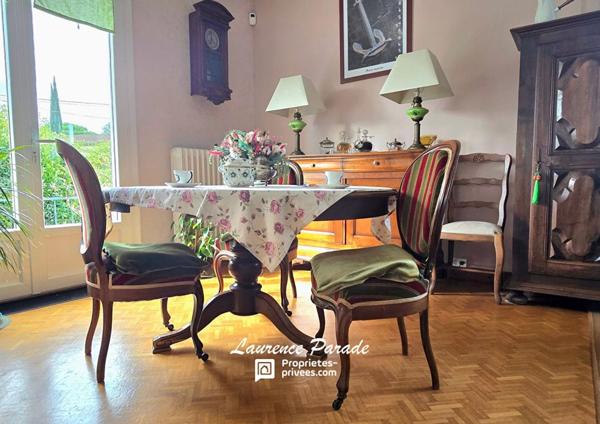 Maison centre ville avec rez de jardin et garage