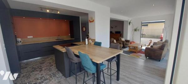 MAISON 4 CHAMBRES - 140m² - PISCINE