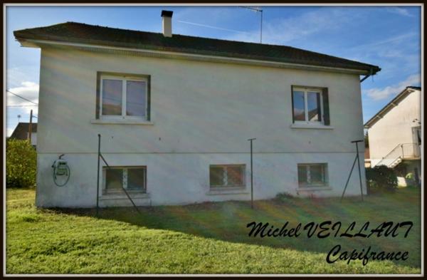 Maison à vendre 5 pièces DORNES (58), 3 chambres, terrain 757 m², pompe à chaleur, poêle à granulés