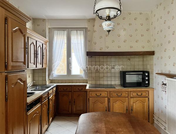 Immeuble mixte de 581 m²