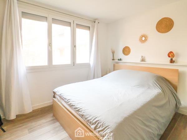 Appartement 81 m² à Marseille 13009