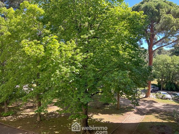 Appartement 81 m² à Marseille 13009