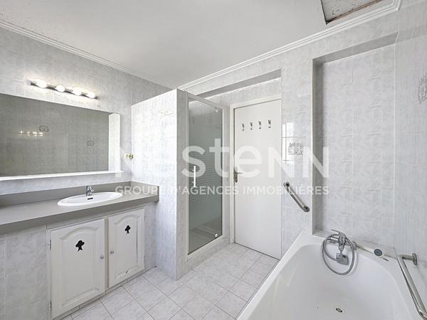 A VENDRE - MANDELIEU - VILLA INDIVIDUELLE - 5P - MINELLE - AU CALME - GARAGE