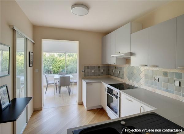 A VENDRE -SAINT-LYS- Maison T6 de plain-pied avec garage et jardin paysager -