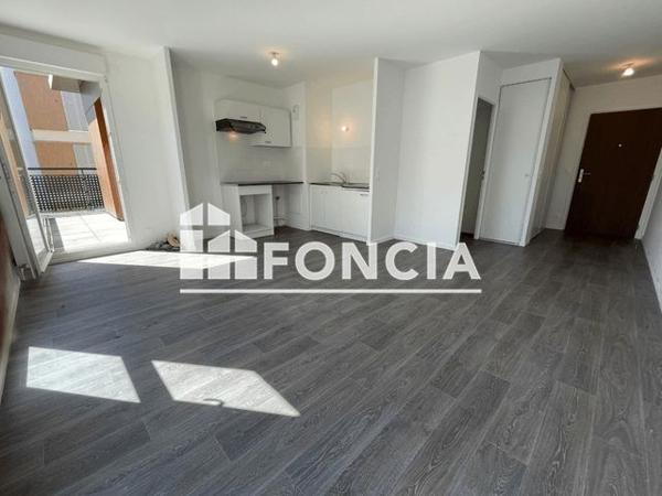 Location Appartement 3 pièces 57.8 m² - 28 RUE CLAUDE BERNARD Maurepas 78310