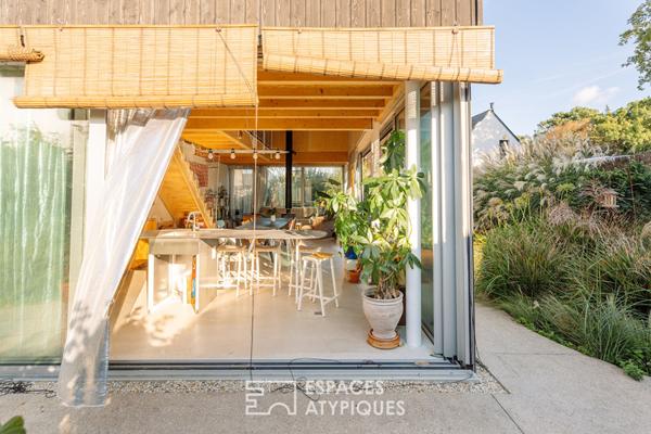 Cocon architectural dans le charmant village de Brillac