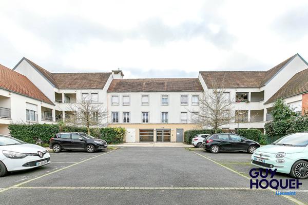 GUY HOQUET // APPARTEMENT T3 DERNIER ETAGE SANS TRAVAUX !!