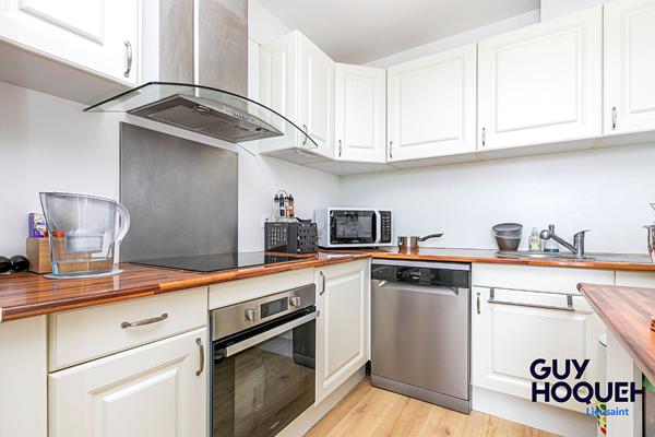 GUY HOQUET // APPARTEMENT T3 DERNIER ETAGE SANS TRAVAUX !!