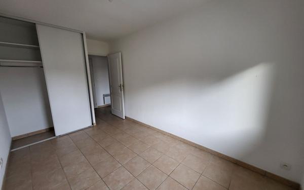 Appartement à vendre    3 pièces •  Lambesc