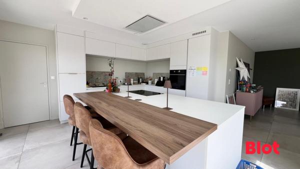 Maison 6 pièce(s)