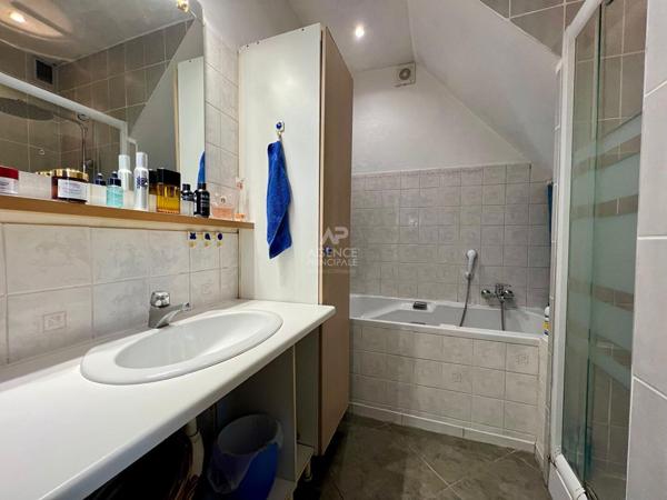 HOUILLES 5' DE LA GARE A PIED 549 000 € - Référence  7272