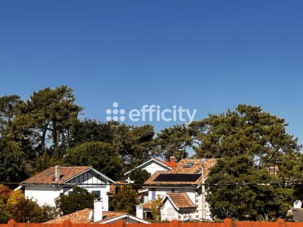 Maison
         5 pièces
        - 130 m² Bien prestige 867 000 € *