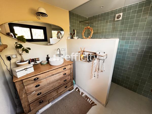 Maison
         5 pièces
        - 130 m² Bien prestige 867 000 € *