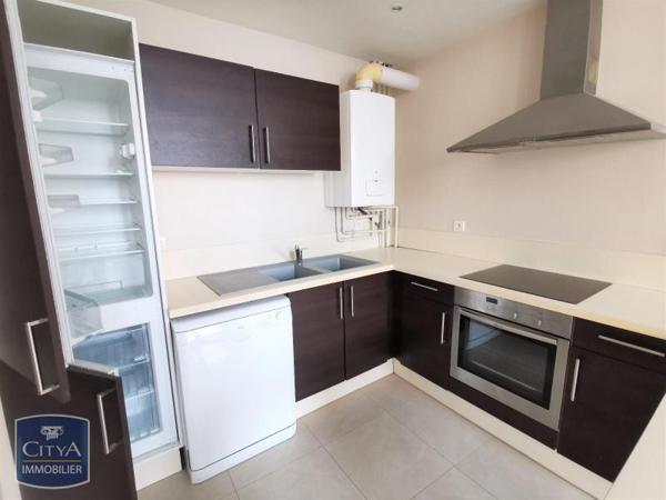 Appartement à louer 4 pièces 109.66m²