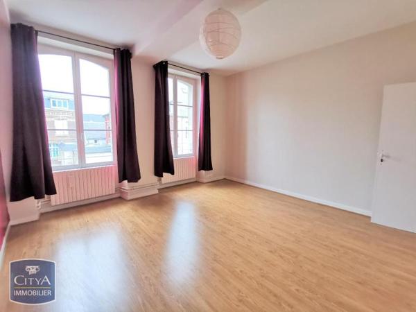 Appartement à louer 4 pièces 109.66m²