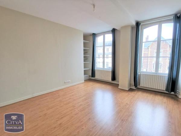 Appartement à louer 4 pièces 109.66m²