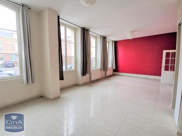 Appartement à louer 4 pièces 109.66m²