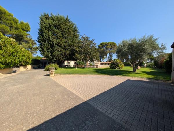 Vente / Maison et grand terrain à Pézenas (34120)
