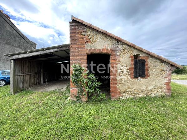 A VENDRE - EXCLUSIVITÉ - ENSEMBLE DE CARACTÈRE 308 m² AVEC VUE PYRÉNÉES !