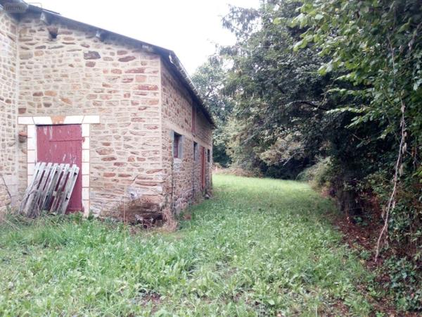 Maison rurale à vendre à Villaines-la-Juhel en Mayenne (53700), ref : 1328