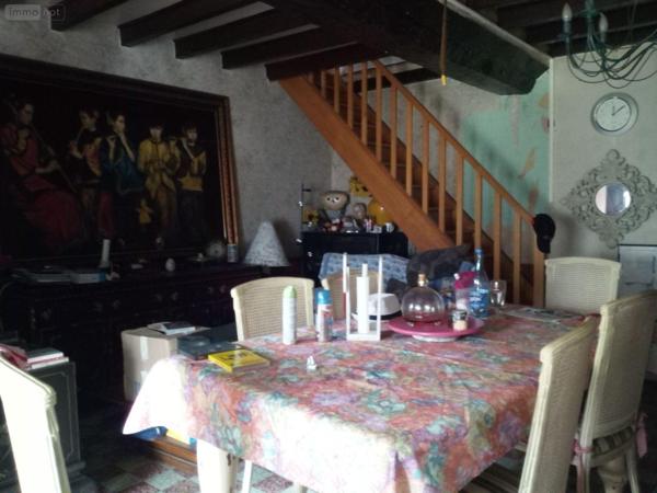 Maison rurale à vendre à Villaines-la-Juhel en Mayenne (53700), ref : 1328