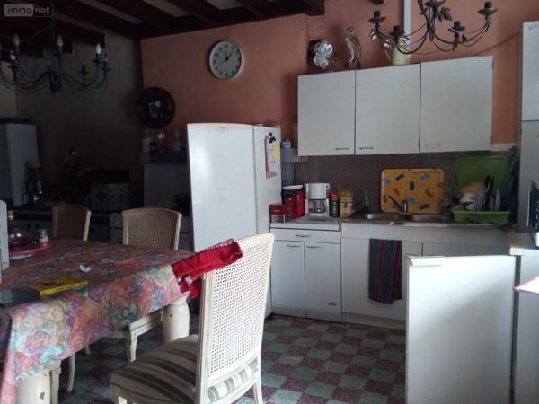 Maison rurale à vendre à Villaines-la-Juhel en Mayenne (53700), ref : 1328